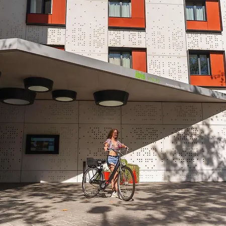 Ibis Styles Bogatell 2*